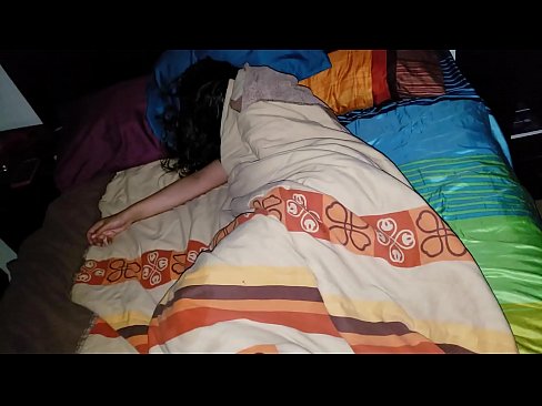 ❤️ Ögey oğul gənc ögey anası yatarkən onu təhqir edir. ☑ Porno pornoda az.tube-sexer-com.ru ️❤